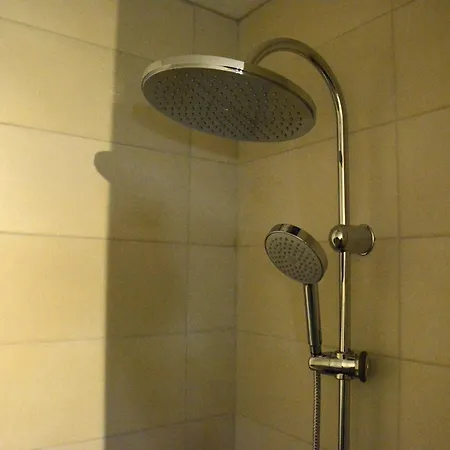 Group With Sauna * Amonines